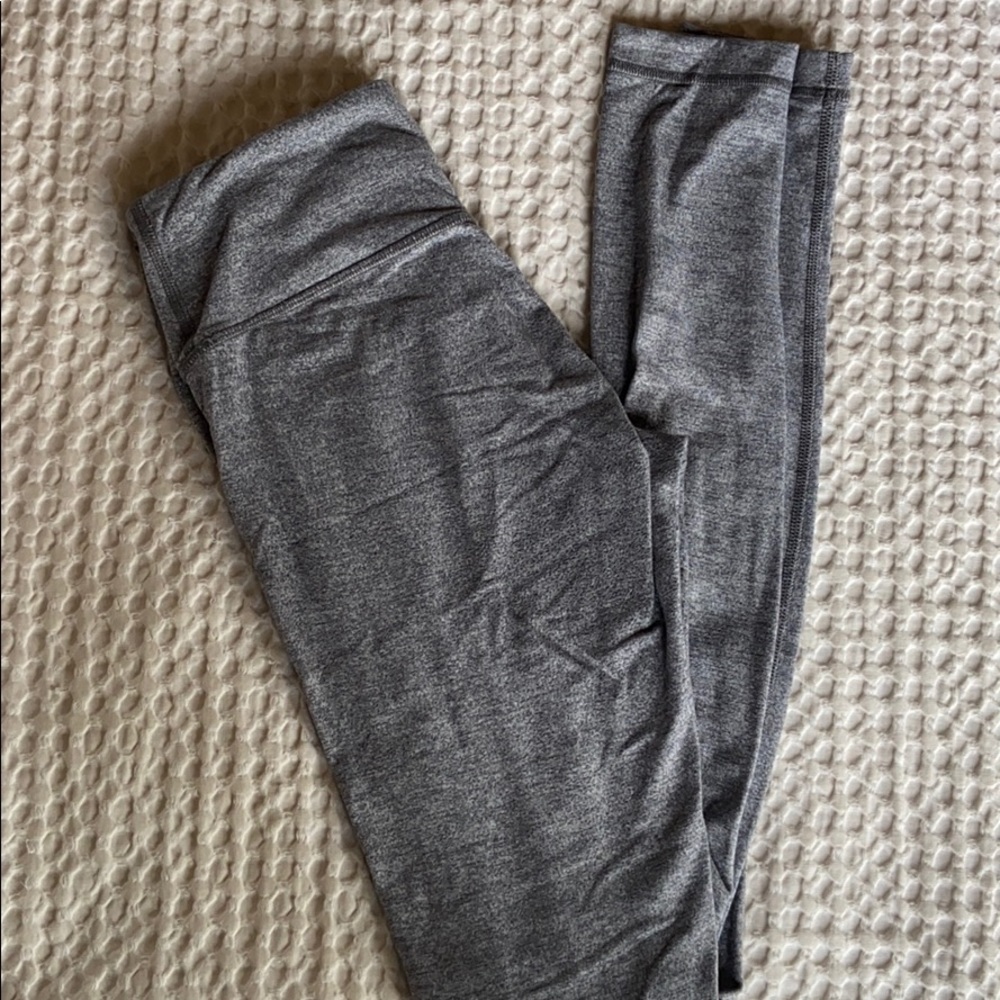 Lululemon leggings (low rise)
